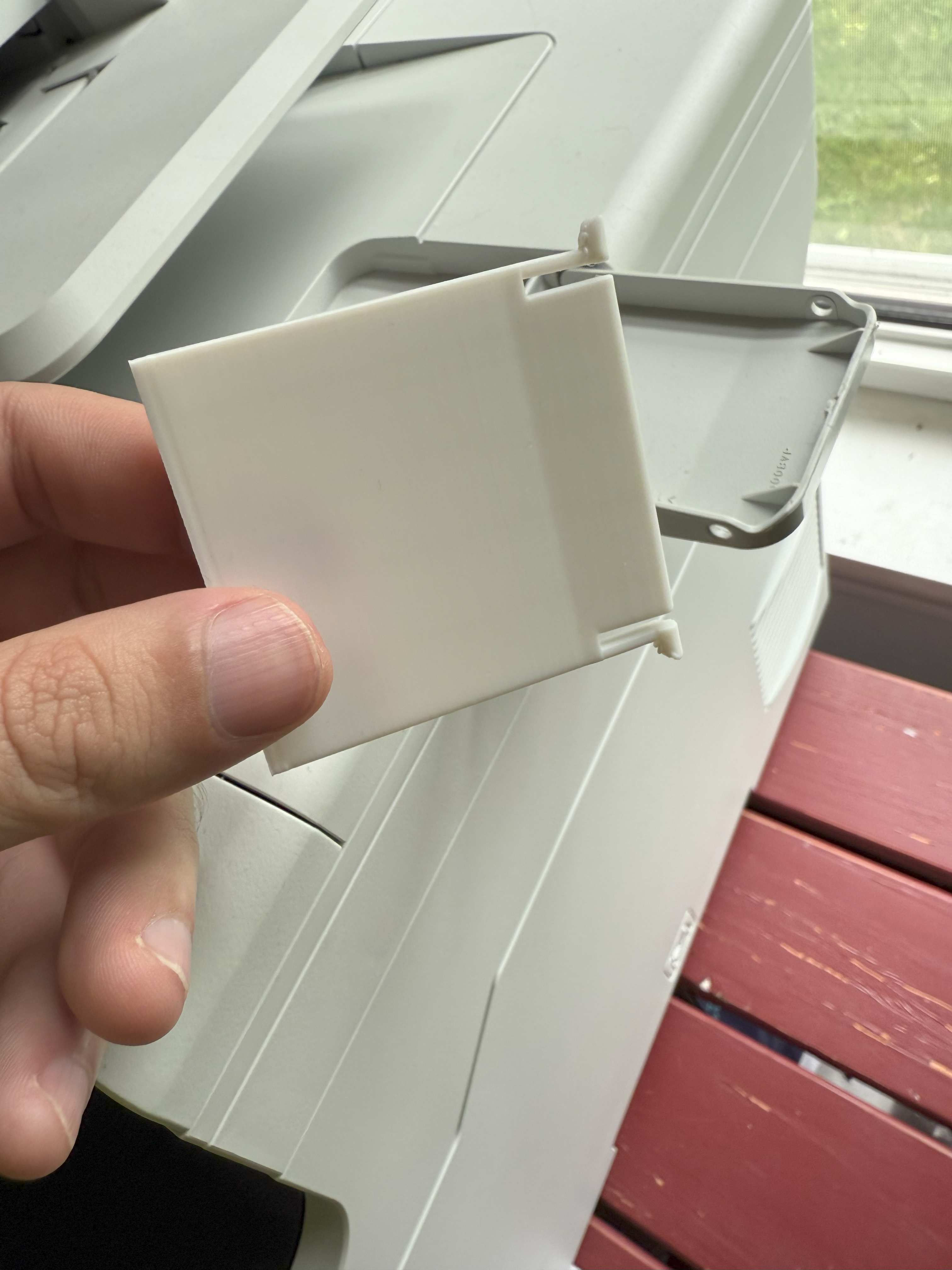 Holding the 3D Printed Printer Tray