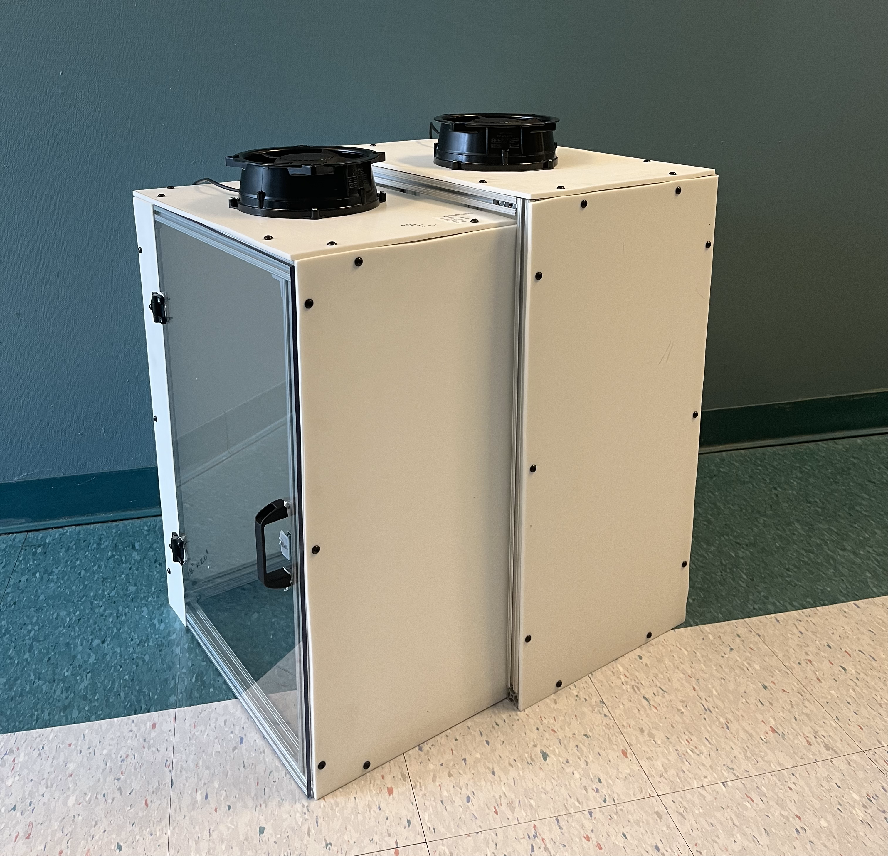 Prototype of the Universal Hotbox